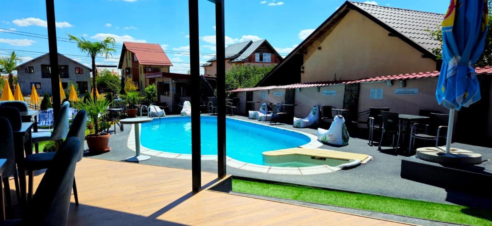 Hypnotic Villa Piteşti Exteriér fotografie