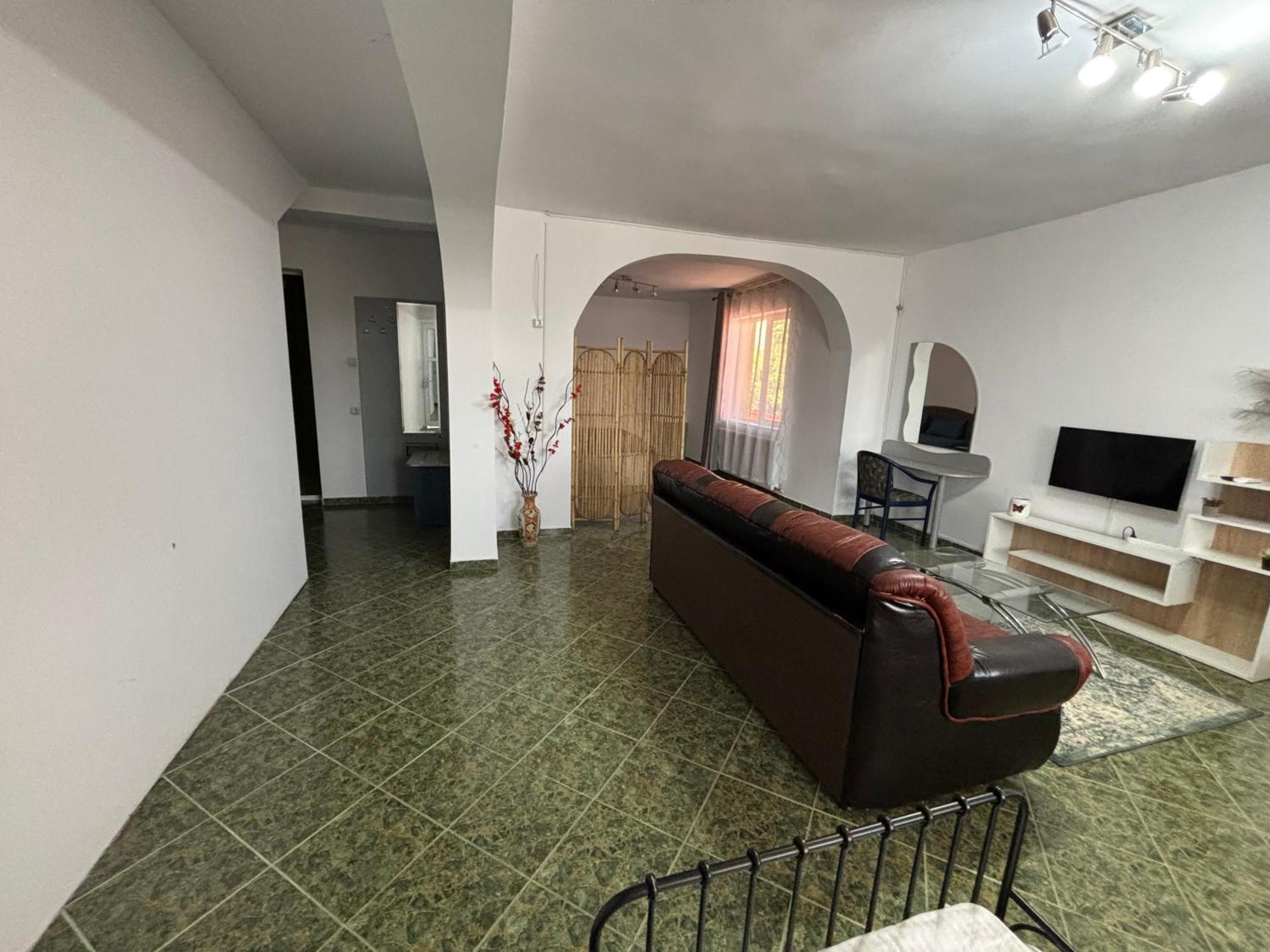 Hypnotic Villa Piteşti Exteriér fotografie